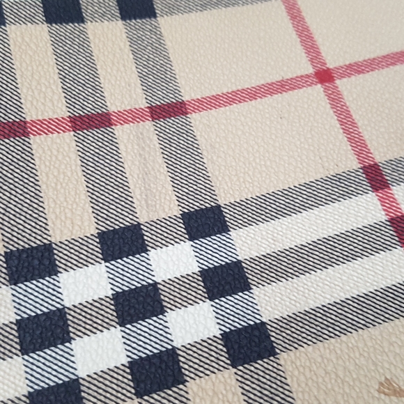 Burberry Beige Haymarket Check Canvas Shopper Large - Picture 10 of 15